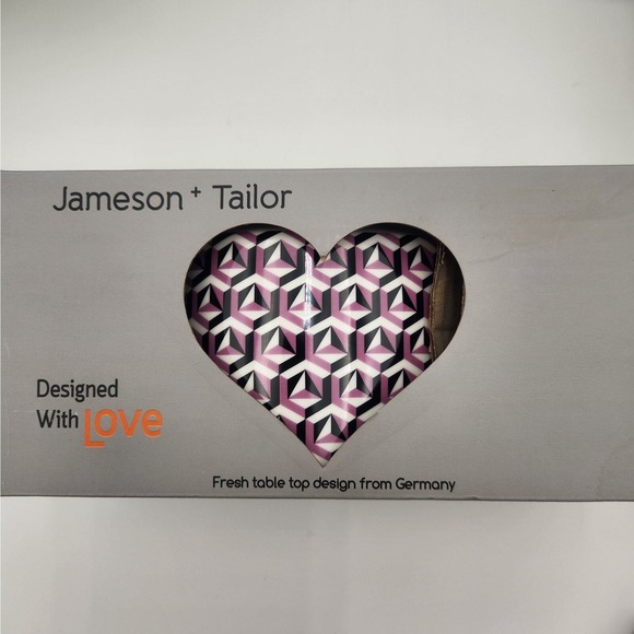 Jameson & Tailor 6-Cup Porcelain (Vegan) White/Lavender/Black Tea Pot w/Lid Box - Picture 2 of 12